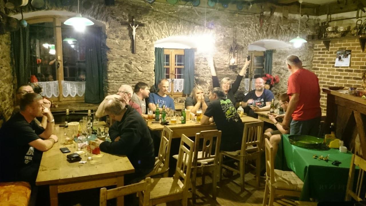 Roubenka Mlyn U Skaly Destne V Orlickych Horach Volne Terminy 5 Bytu Екстериор снимка